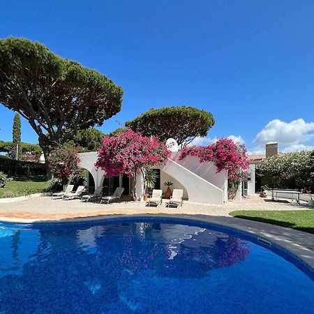 Traditional 3 Bedroom Villa With Great Pool In The Heart Of Вале-до-Лобо Экстерьер фото